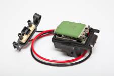 Blower resistor ; OPEL Vivaro RENAULT Trafic II ; 4413393